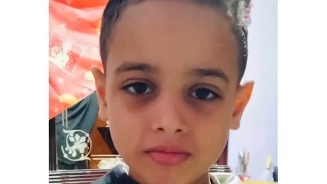 أب يروي تفاصيل مأساة وفاة نجله بعد عملية لحمية في المنوفية