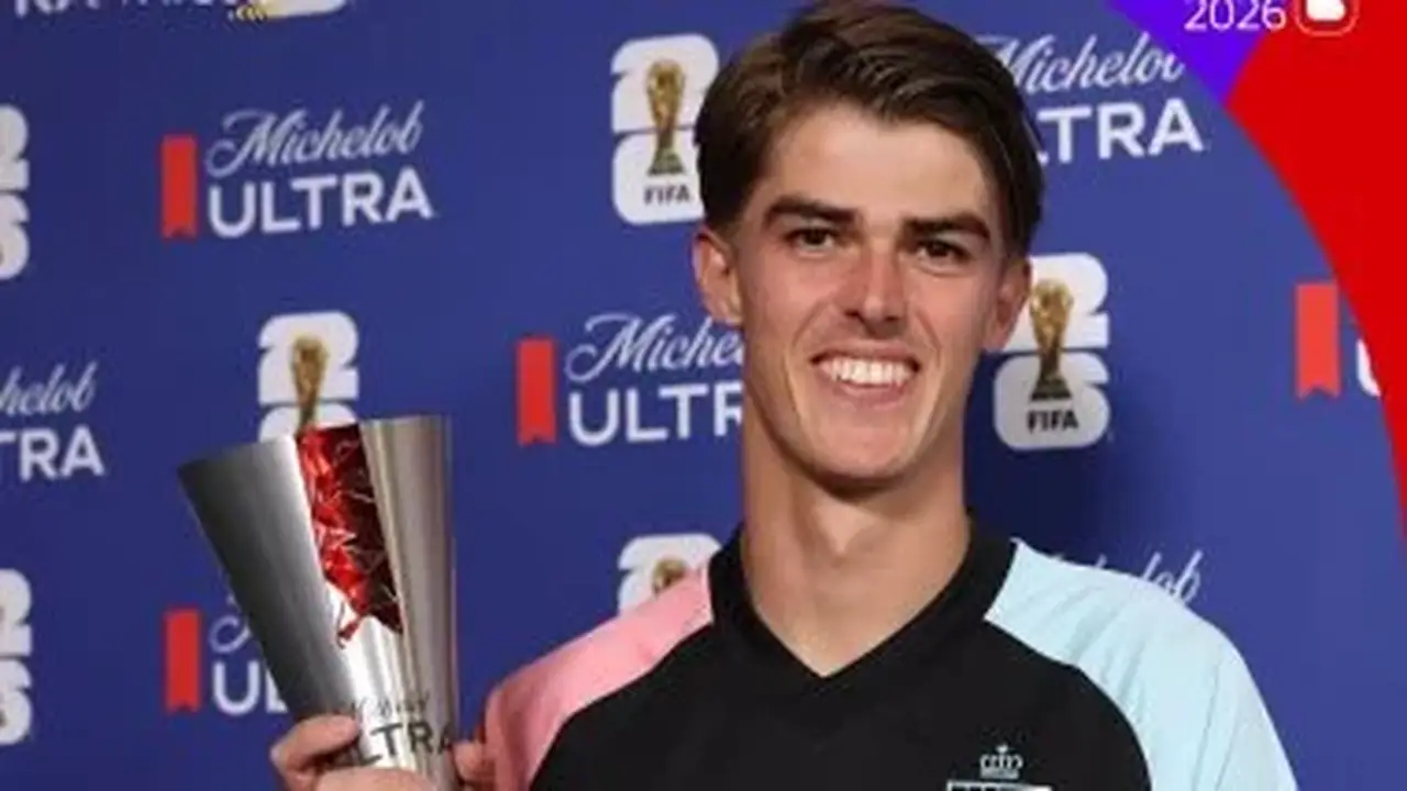دي كيتيلير يتألق ويحصد جائزة رجل المباراة في انتصار بلجيكا على أمريكا بكأس العالم