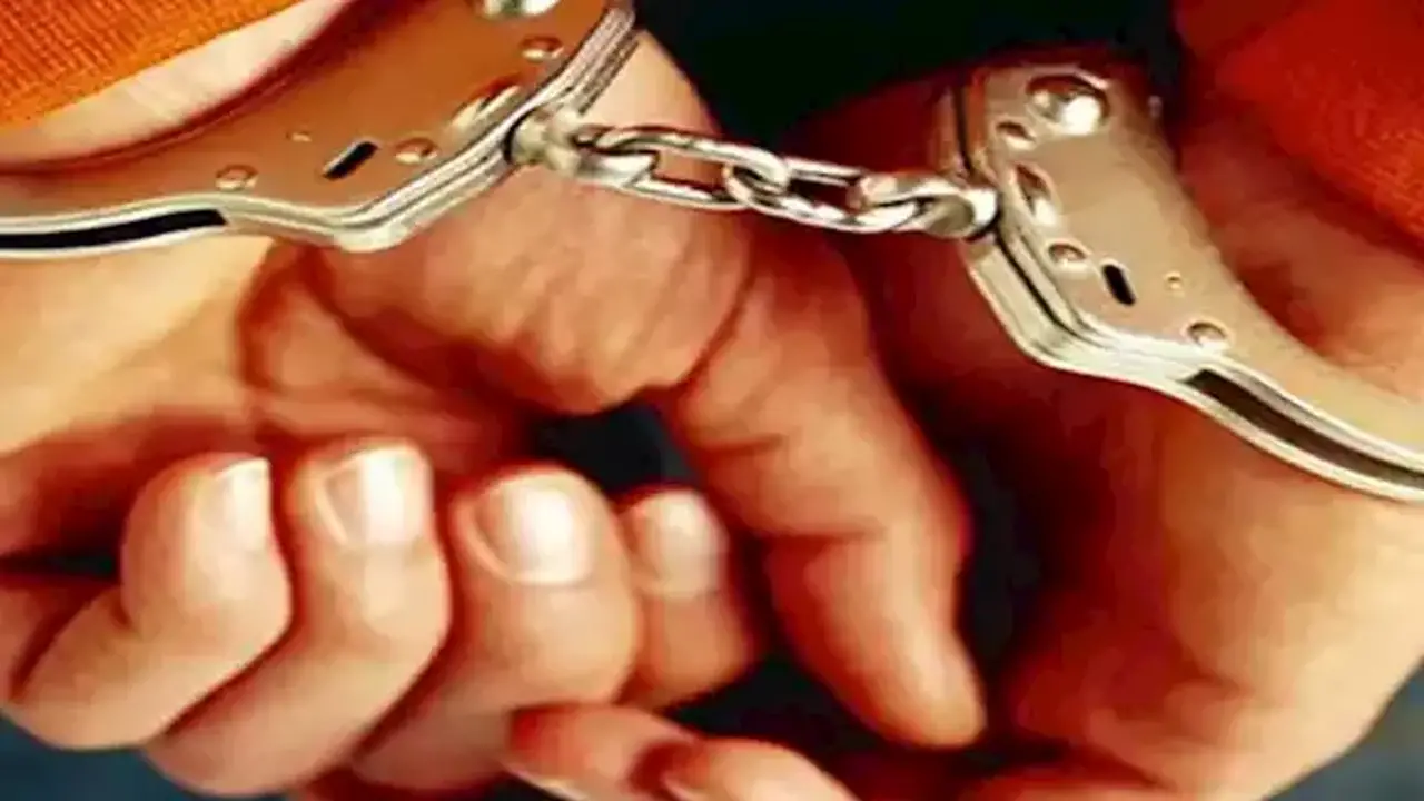 ضبط عاطل يدير صفحة على السوشيال ميديا لترويج الحشيش في شبرا الخيمة