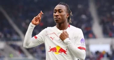 يان ديوماندي يقترب من الانتقال إلى باريس سان جيرمان بعد تألقه في كأس العالم