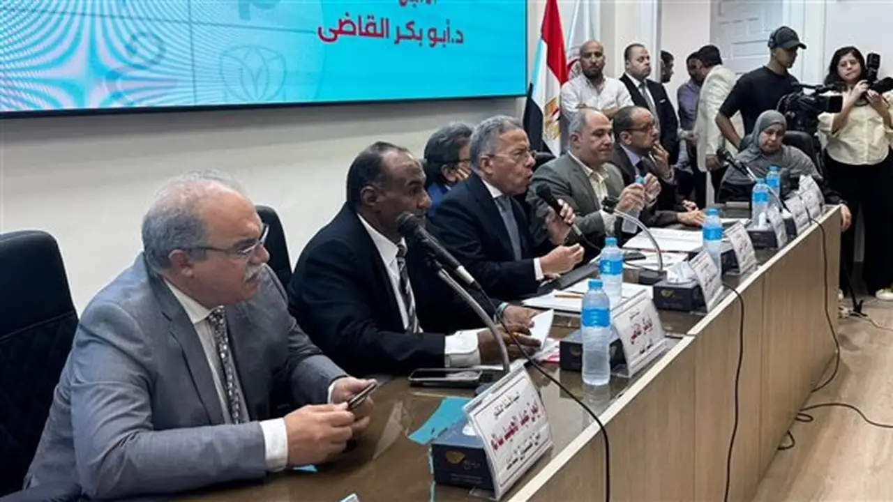 رئيس اتحاد المهن الطبية يعلن افتتاح أعمال الجمعية العمومية بعد اكتمال النصاب القانوني