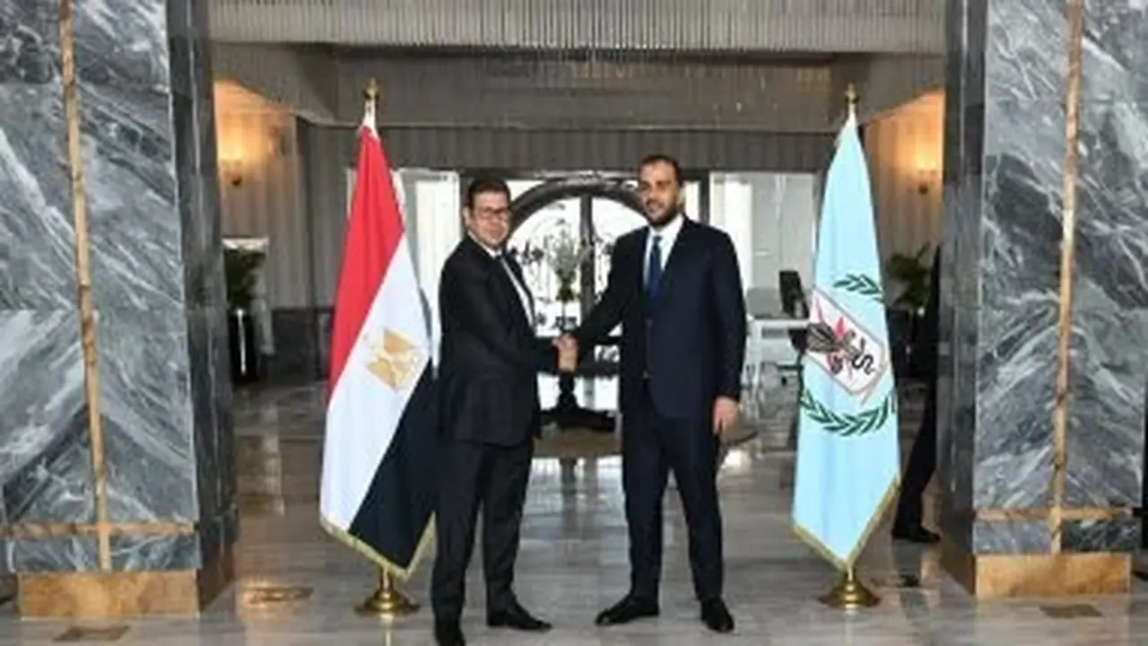 اجتماع رئيس المخابرات العامة مع وكيل وزارة الدفاع الليبية لتعزيز التعاون الأمني