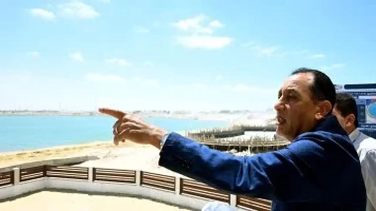 رئيس الوزراء يتفقد مشروع نفق الطريق الساحلي “بوغاز نيو مارينا”