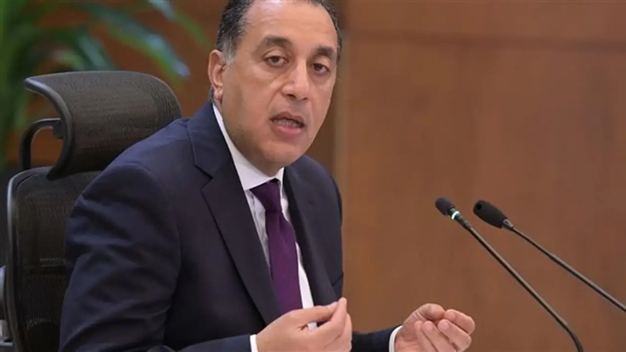 رئيس الوزراء يلتقي الرئيس التنفيذي لمجموعة ميرسيك لتعزيز التعاون في النقل البحري