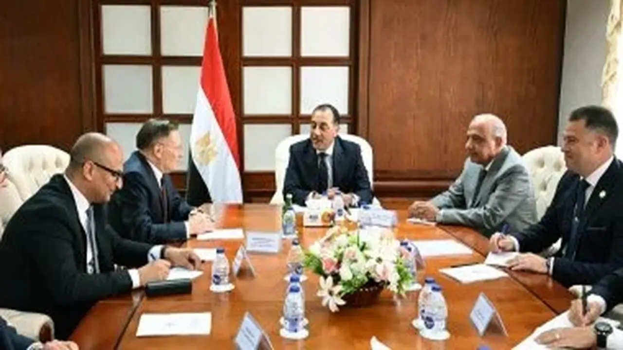 رئيس الوزراء يلتقي المدير العام لمؤسسة روسآتوم الروسية للطاقة النووية