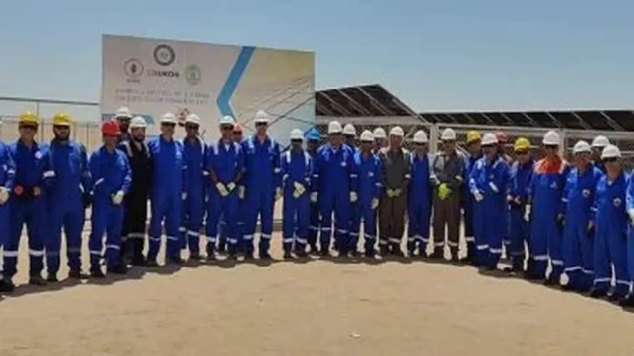 رئيس شركة جنوب الوادي للبترول يزور حقول عش الملاحة بالصحراء الشرقية
