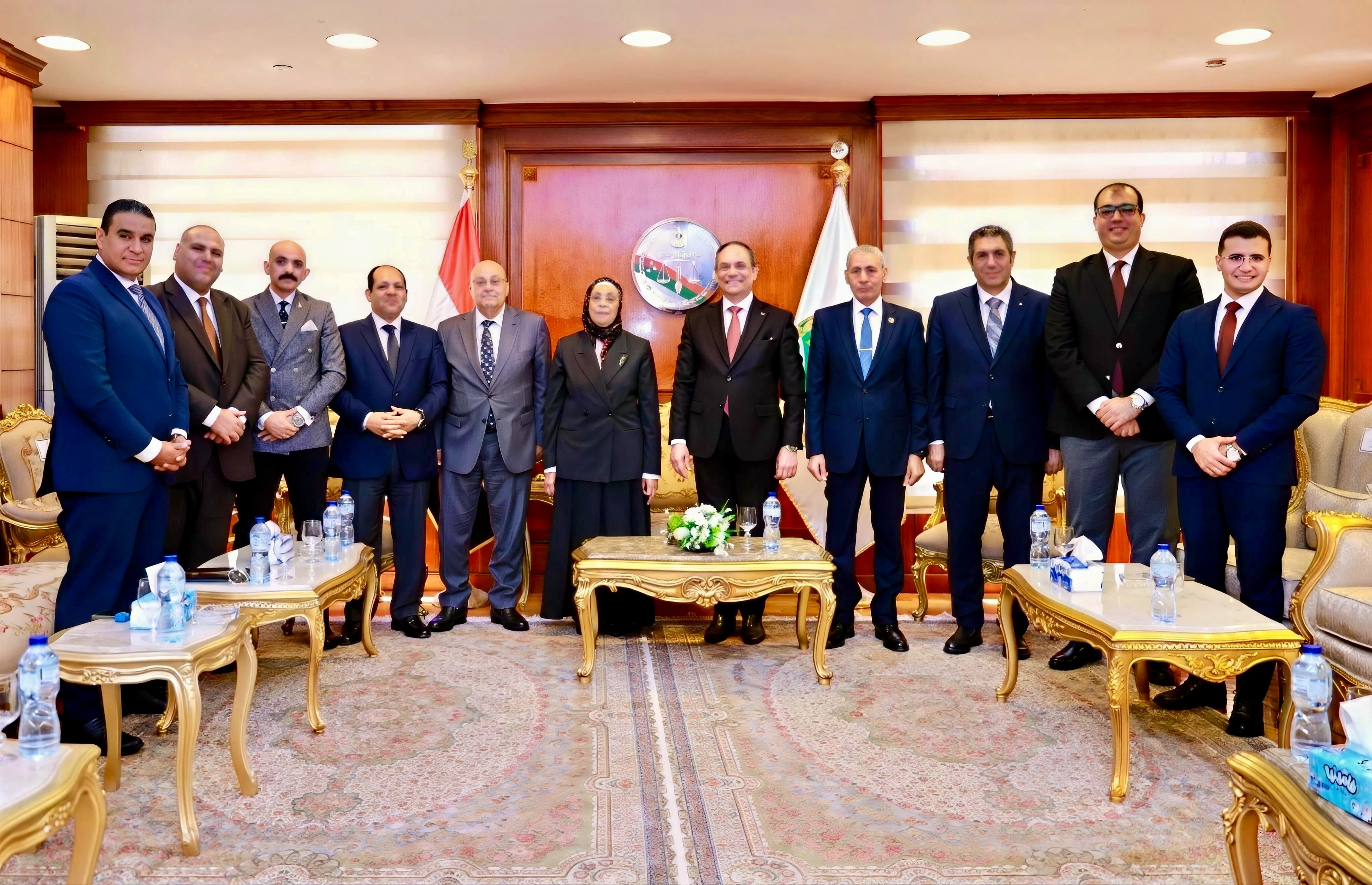 رئيسة هيئة النيابة الإدارية تستقبل وفد نادي قضاة مصر (1)