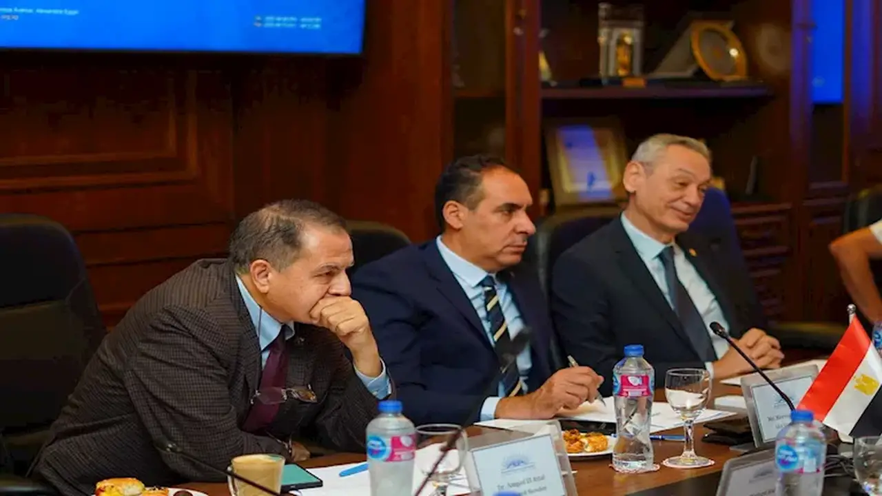 جمعية رجال أعمال إسكندرية تبحث مع السفارة الأمريكية سبل دعم الاستثمار وتمكين القطاع الخاص