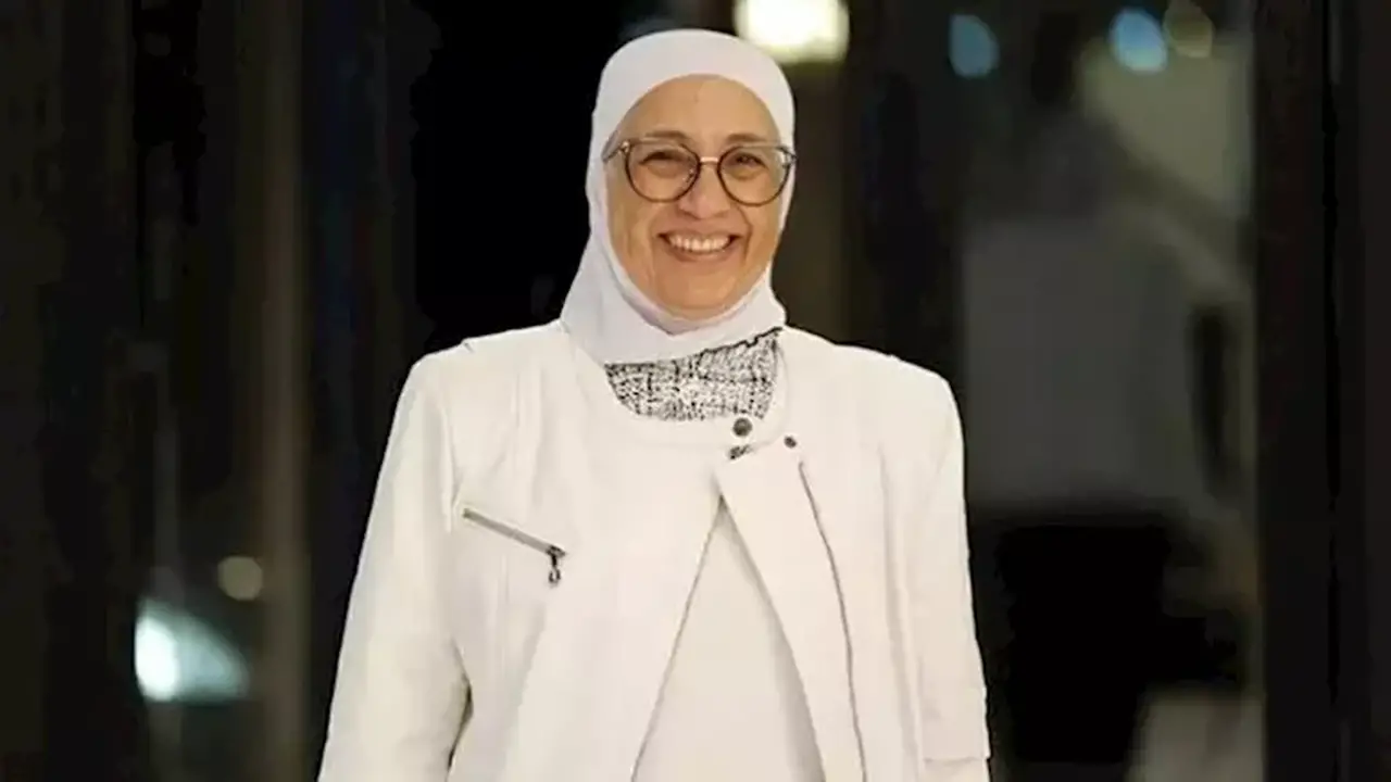 الدكتورة عالية حسن تحتفل بفوزها بالميدالية الذهبية في طب القلب النووي: رحلة بدأت عام 1993