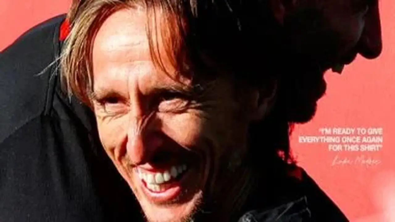 ميلان يمدد عقد لوكا مودريتش حتى صيف 2027