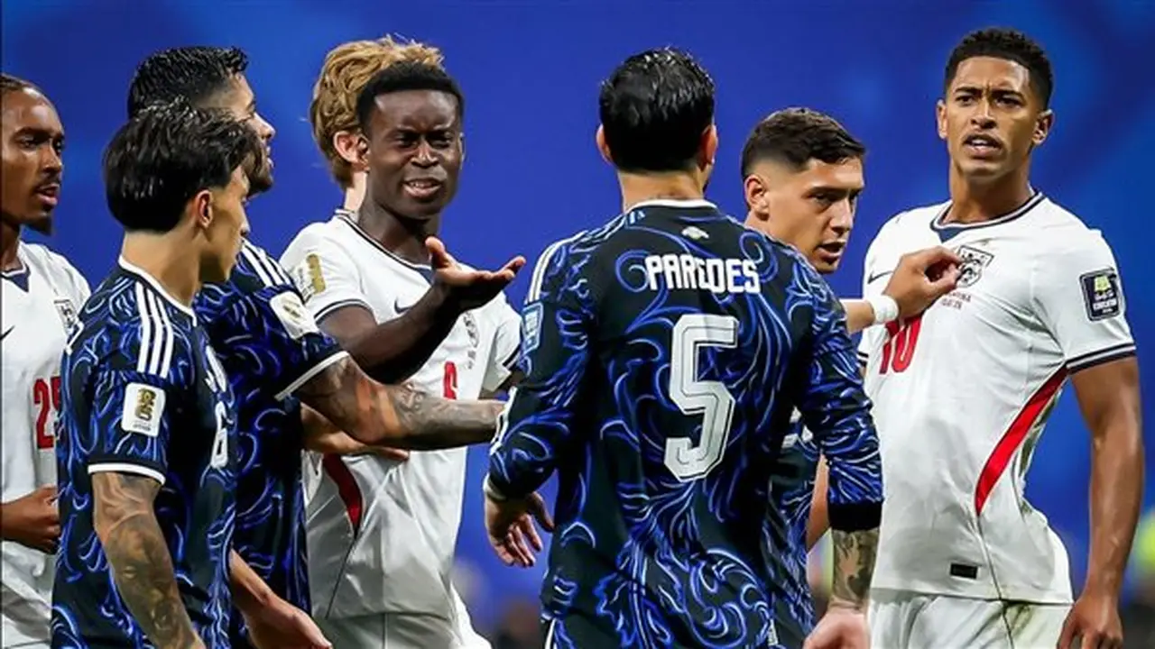 الأرجنتين تتأهل لنهائي كأس العالم بعد ريمونتادا مثيرة أمام إنجلترا