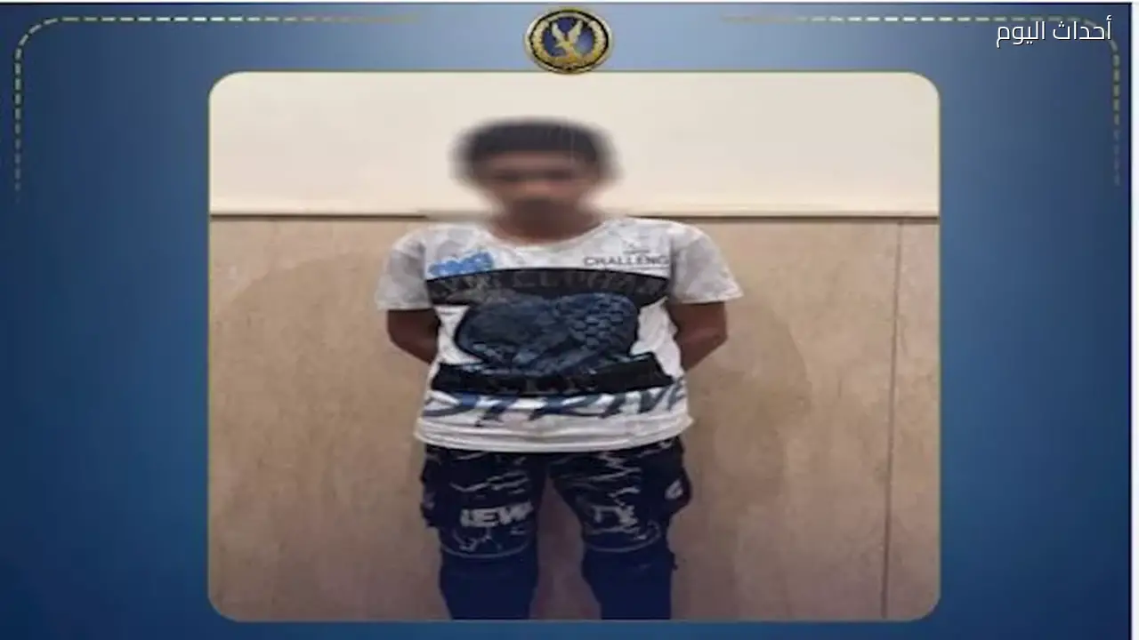 سائق توك توك يعتدي على سيدة ويخرب سيارتها في الإسكندرية والداخلية تتدخل