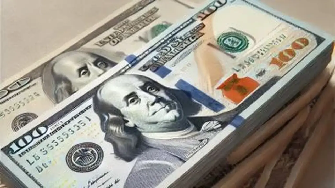 استمرار ارتفاع سعر الدولار أمام الجنيه خلال منتصف تعاملات اليوم