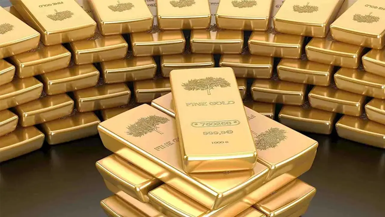 تراجع سعر الذهب العالمي بأكثر من 2% خلال تعاملات اليوم (مُحدث)