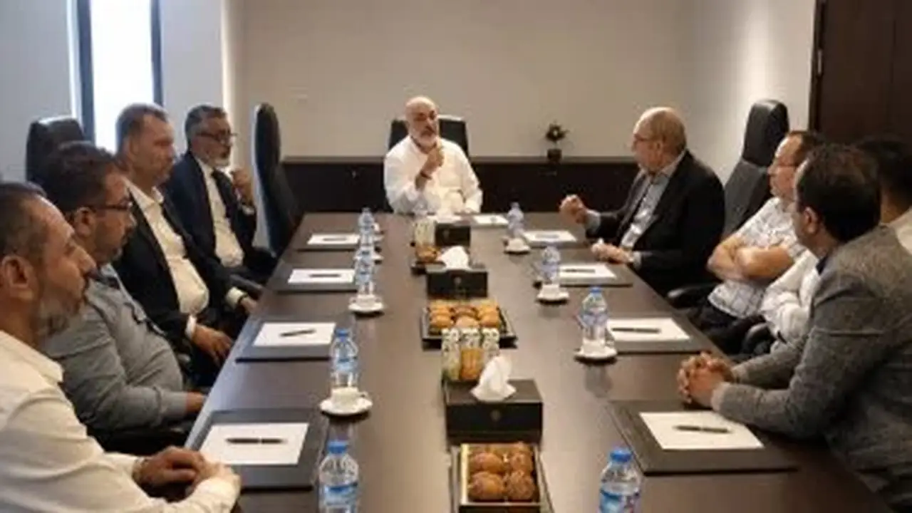 شعبة الذهب تناقش تفعيل الفاتورة والإيصال الإلكتروني لتعزيز الشفافية في السوق