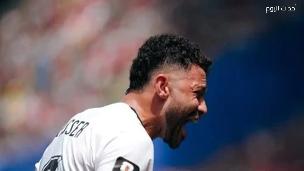 شوبير يحذر مروان عطية وياسر إبراهيم من تغطية الفم في مواجهة أستراليا