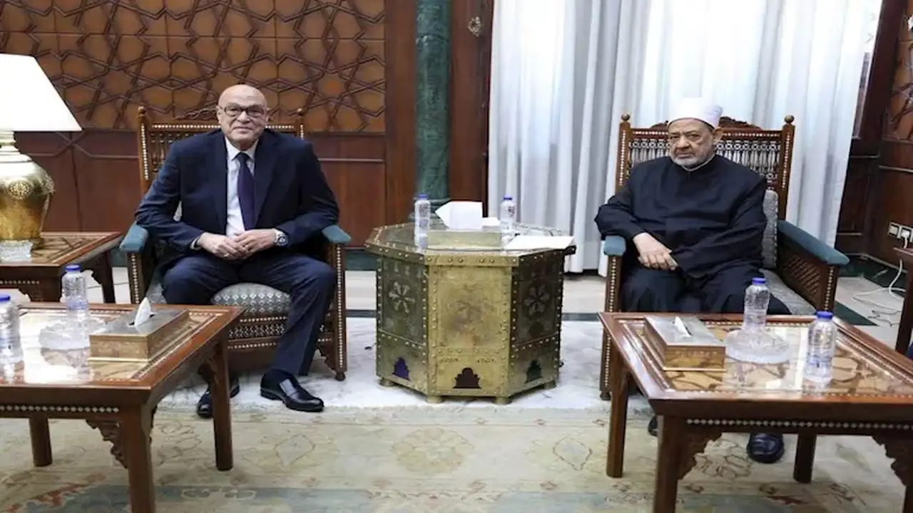 شيخ الأزهر يستقبل رئيس هيئة قضايا الدولة ويهنئه بتوليه المنصب الجديد