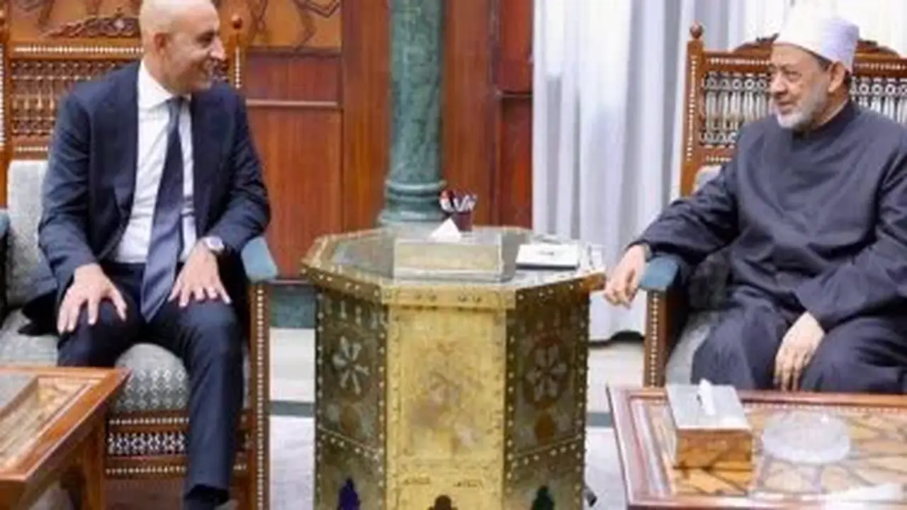 شيخ الأزهر يشهد توقيع بروتوكول تعاون مع وزارة التعليم لتعزيز جودة التعليم
