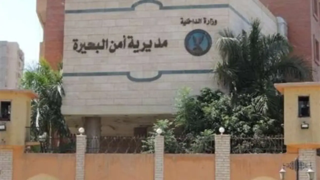القبض على سائق ميكروباص عرض حياة المواطنين للخطر في البحيرة