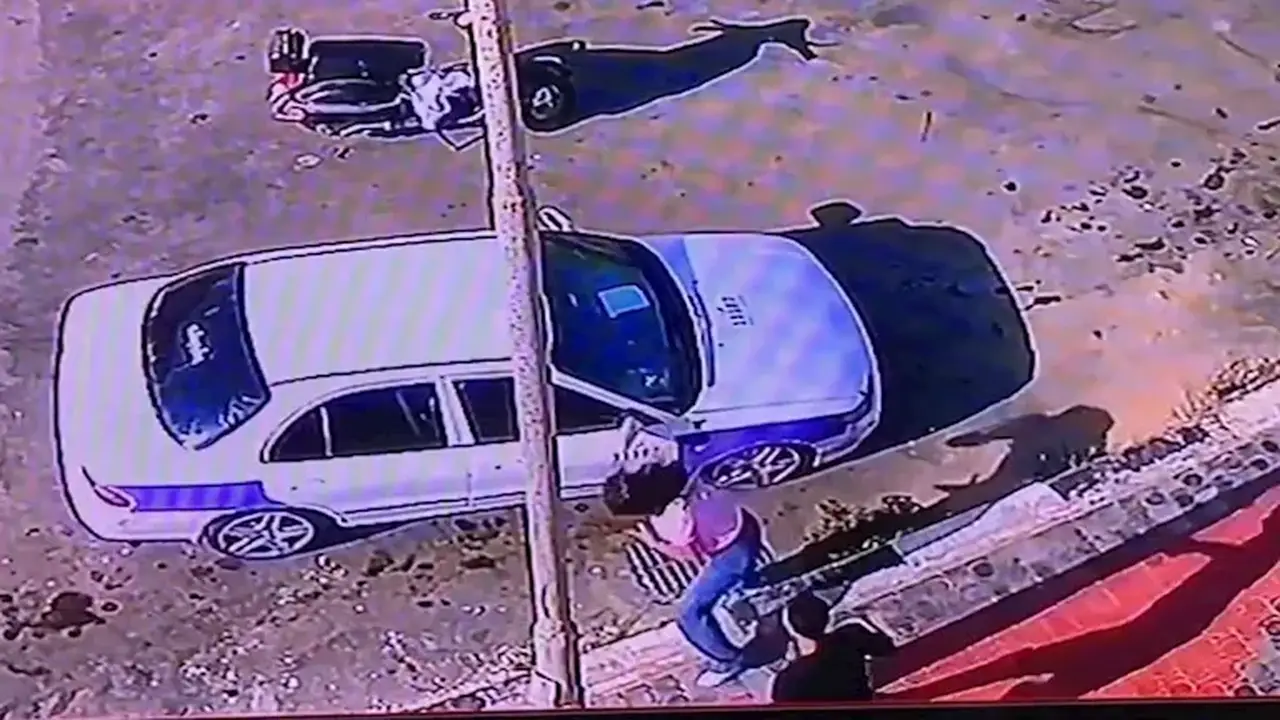 شاهد: اعتداء شاب على فتاة في بورسعيد يثير غضب رواد التواصل الاجتماعي
