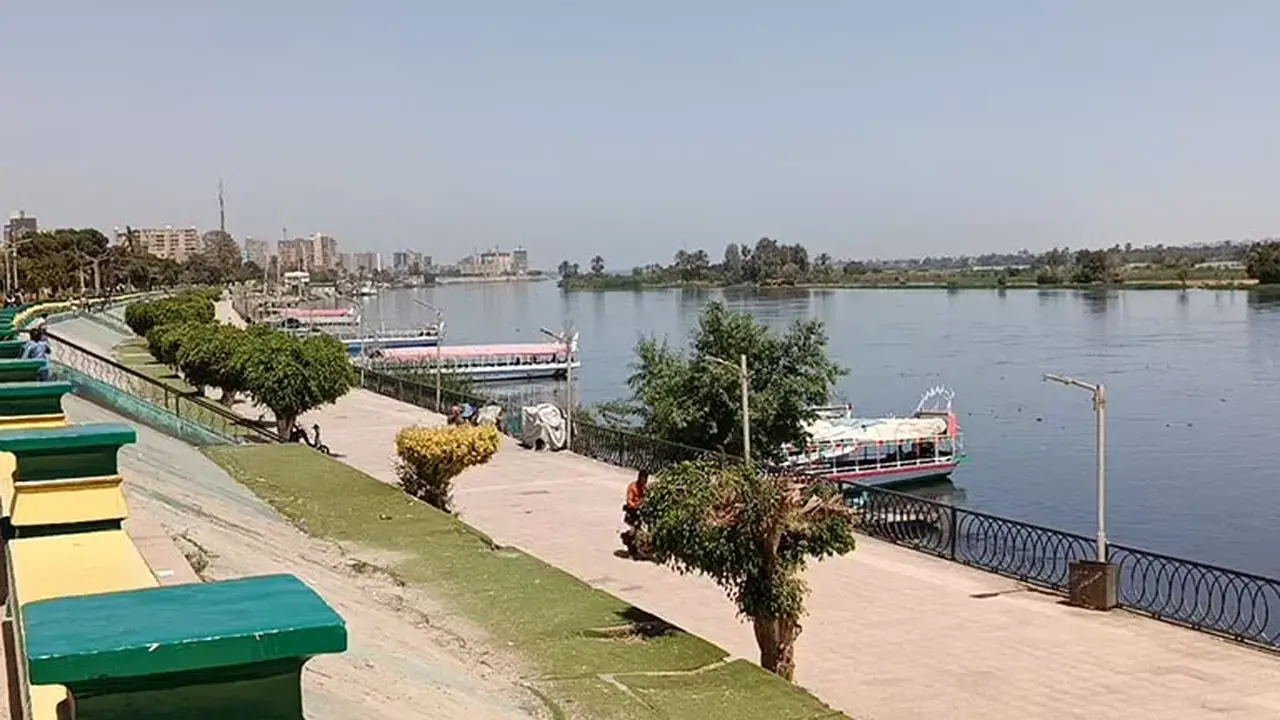 توقعات طقس الإثنين: تحذيرات من الشبورة وارتفاع الرطوبة ونشاط الرياح