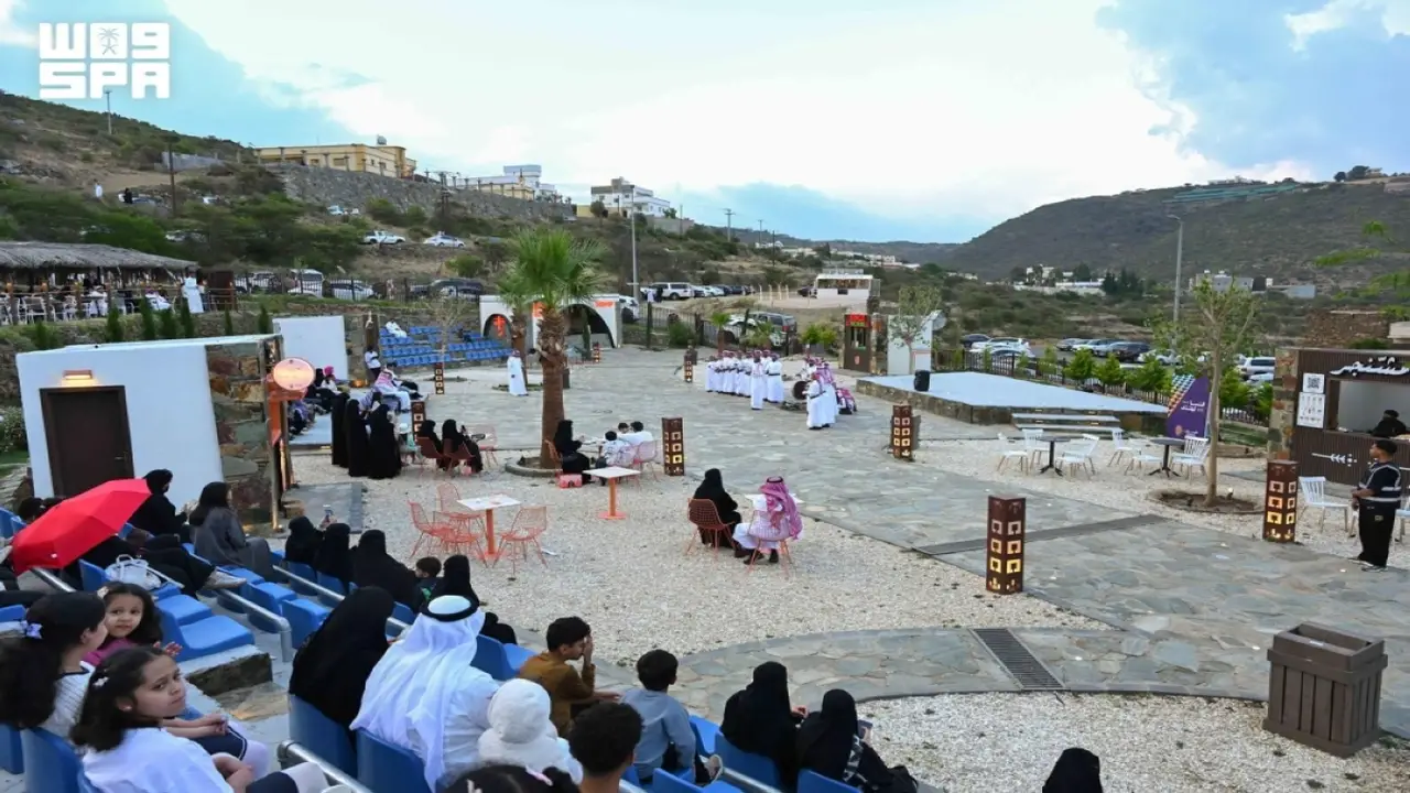 عروض الفلكلور الشعبي تُثري تجربة زوار قصور أبو سراح التاريخية