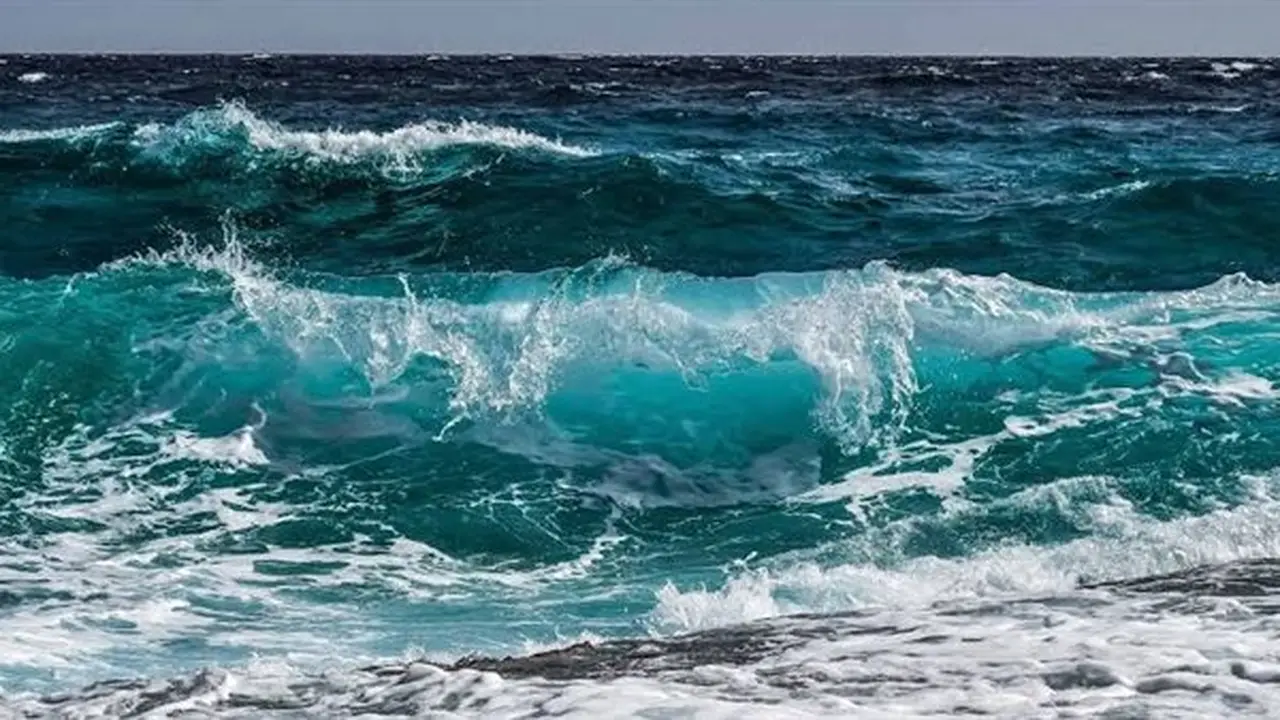 علماء يحذرون من خطر نضوب الأكسجين في المحيطات (تفاصيل)