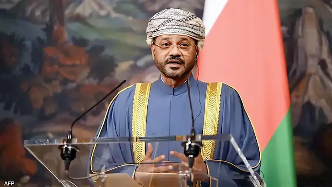 عمان تؤكد أهمية فتح مضيق هرمز أمام الملاحة الدولية وترفض أي إجراءات تعرقل ذلك