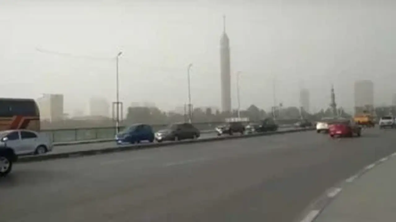 إغلاق جزئي لكوبري أكتوبر باتجاه صلاح سالم لإصلاح الفواصل المعدنية