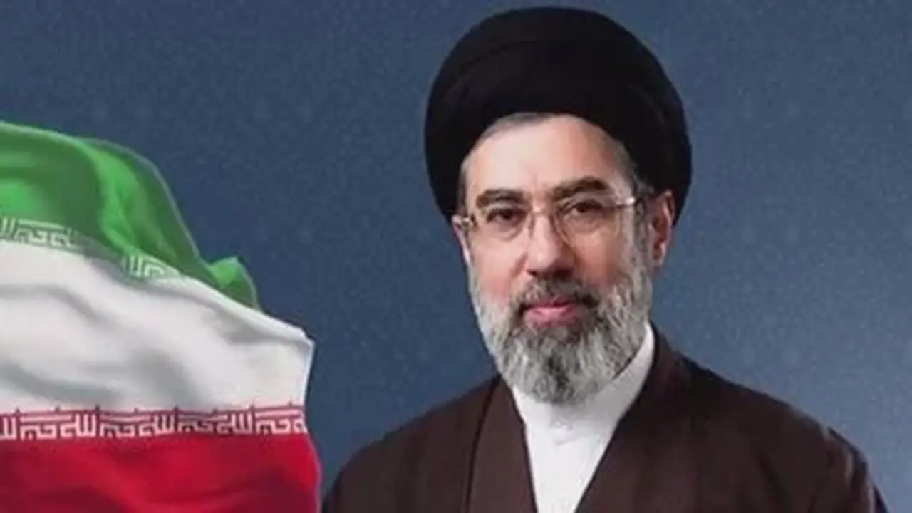 فايننشال تايمز: مجتبى خامنئي يسعى لتعزيز دور الحرس الثوري والأجيال الشابة في النظام