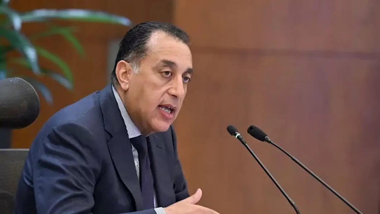 برنامج مجاني لتعلم اللغة الفرنسية يفتح آفاق التوظيف للشباب المصري