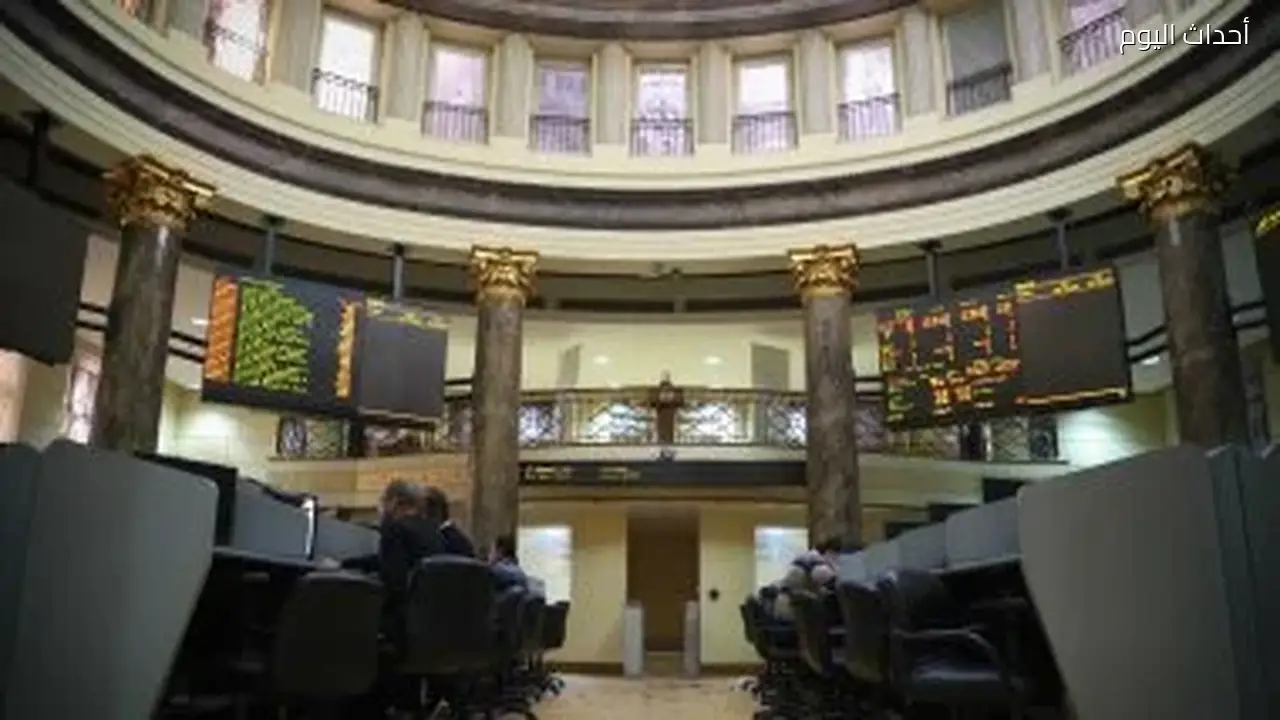 قطاع مواد البناء يتصدر الأسواق المصرية وسط تباين أداء البورصة
