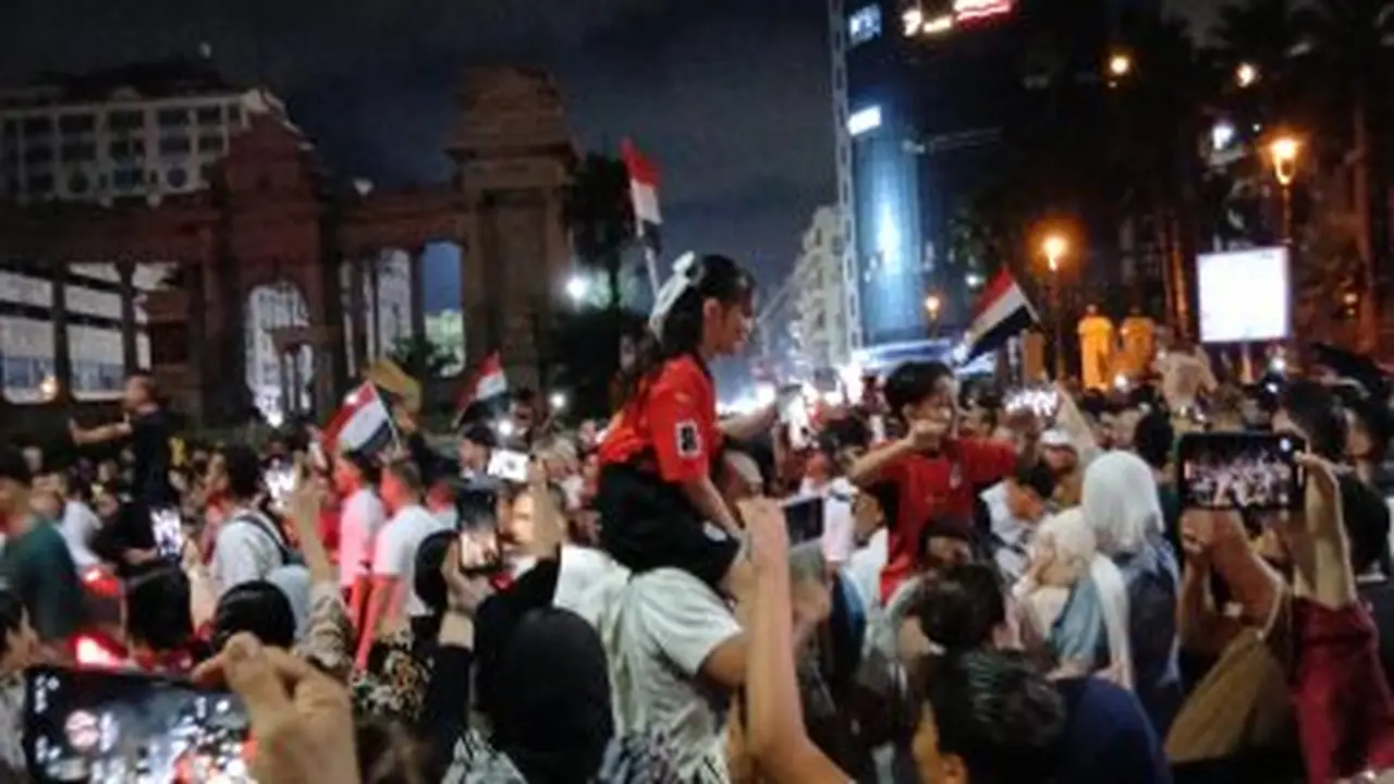 فيفا: المصريون ينتظرون الاحتفال على أنغام “يا مصر بتعمليها إزاى” الليلة
