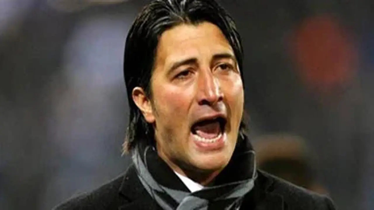 مدرب سويسرا يرفض الانتقادات حول مجاملات الأرجنتين قبل مواجهة ميسي