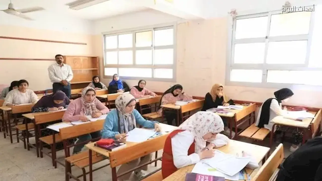كبير معلمي الجغرافيا: امتحان الثانوية العامة في مستوى الطالب المتوسط دون أسئلة صعبة