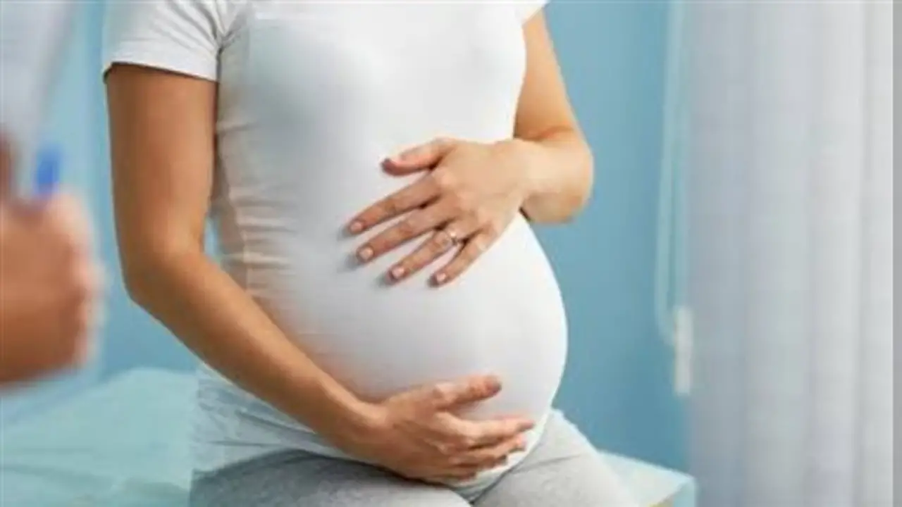 كيف تدعمين صحة الجنين؟ التغذية السليمة ونمط الحياة الصحي لضمان حمل آمن