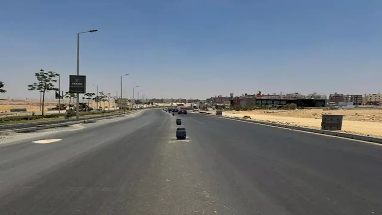 إغلاق كلي بمحور التسعين الشمالي في القاهرة لإصلاح هبوط أرضي لمدة 10 أيام