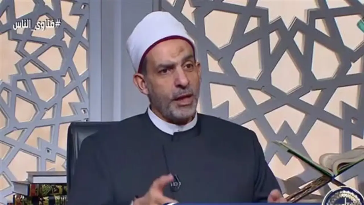 حكم استخدام الذكاء الاصطناعي في الدراسة: أمين الفتوى يوضح