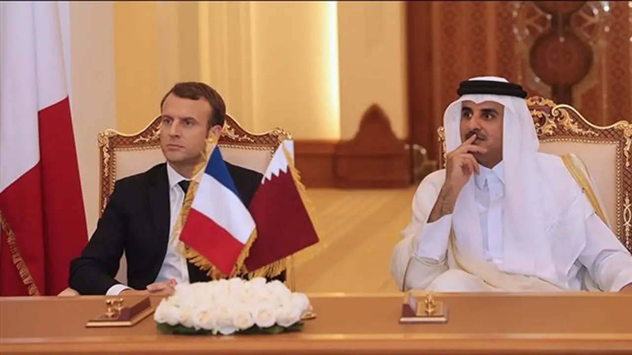 ماكرون يقدم تعازيه لأمير قطر في وفاة الأمير الوالد حمد بن خليفة