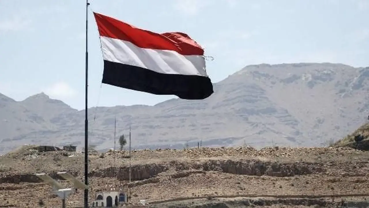 مجلس القيادة اليمني يؤكد استعداده للرد على أي انتهاك للسيادة ويطالب إيران بوقف تدخلاتها