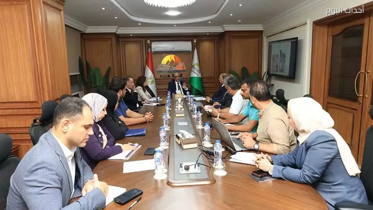 محافظ الجيزة: إزالة 8 أسواق عشوائية في إمبابة وتعزيز جهود الإشغالات والنظافة