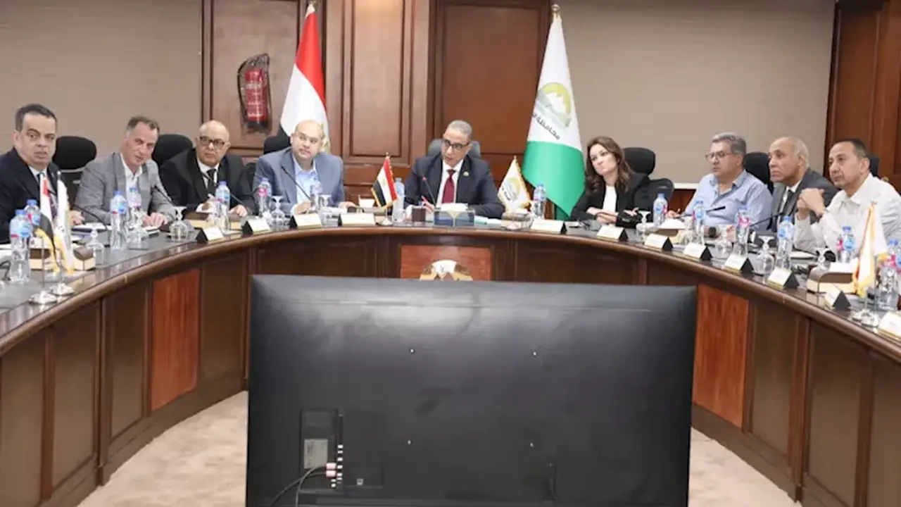 محافظ الجيزة يدرس خفض الحد الأدنى للقبول بالمرحلة الثانوية هذا الأسبوع