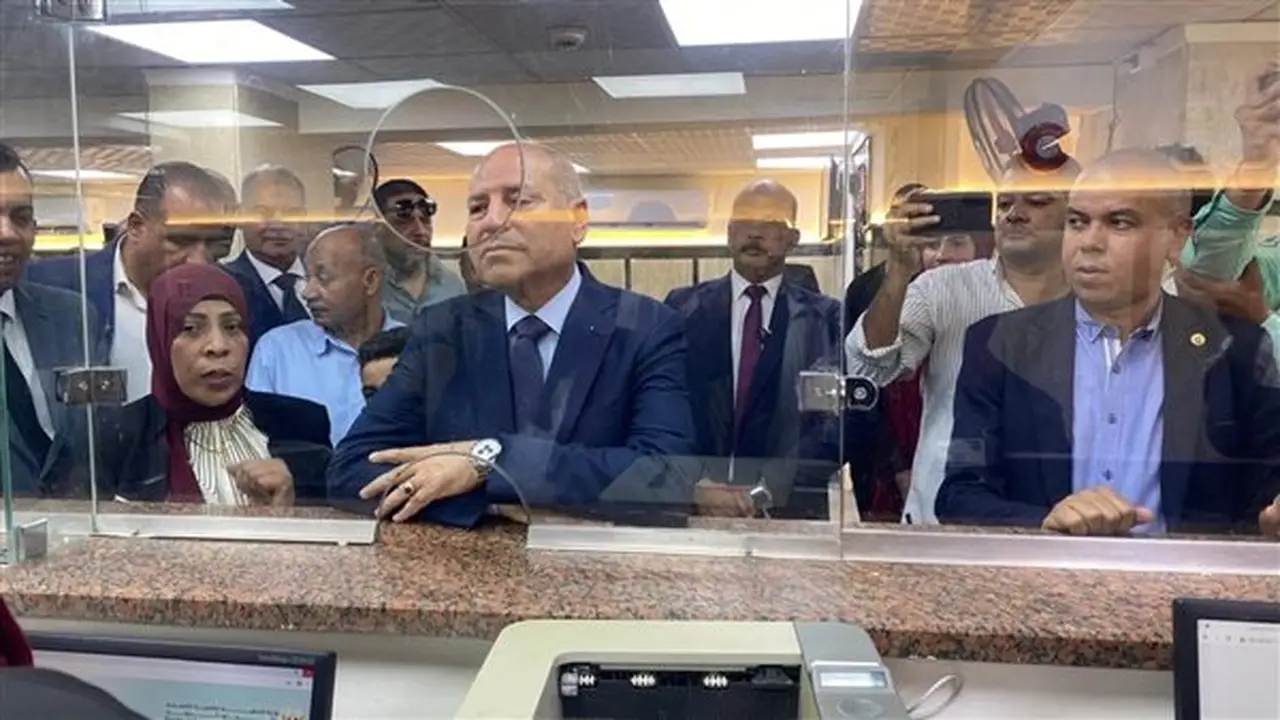 محافظ القاهرة يفتتح تطوير المركز التكنولوجي بحي البساتين في إطار تحسين الخدمات الحكومية