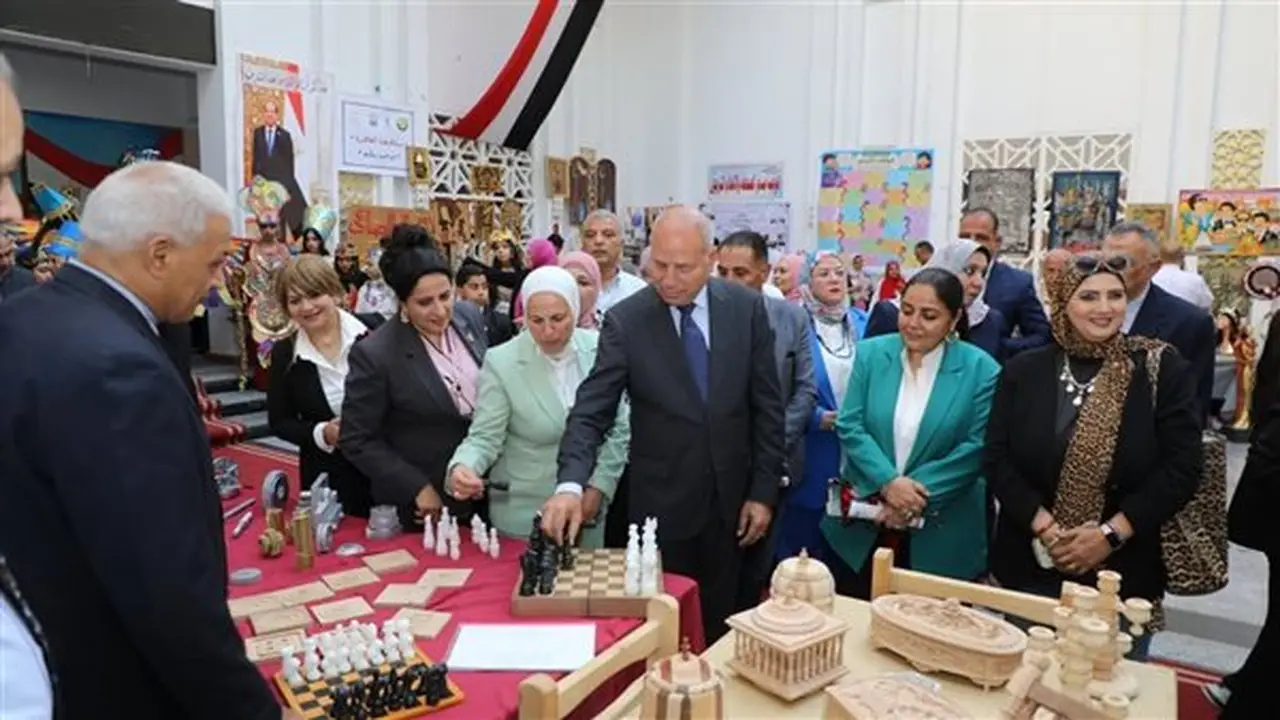 محافظ القاهرة يشارك في احتفالية التعليم بمناسبة العيد القومي 1057 للمحافظة