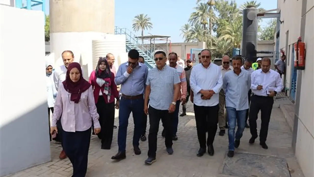 محافظ القليوبية يزور محطة رفع الصرف الصحي بالكوم الأحمر في إطار مشروعات ‘حياة كريمة’