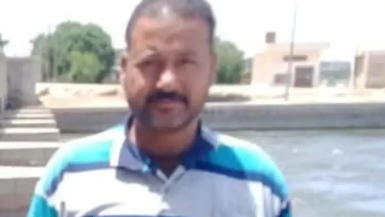 محافظ المنوفية يلتقي أسرة فني كهرباء توفي أثناء العمل ويوجه بتوفير وظيفة لابنه