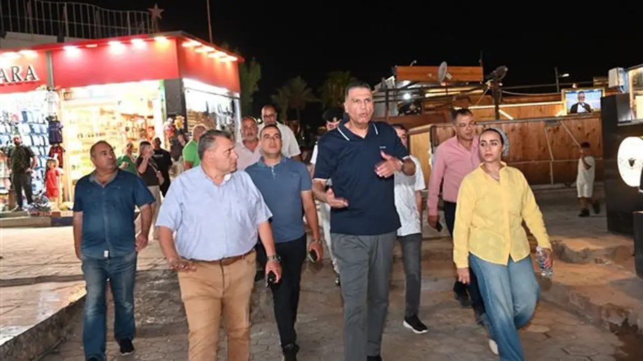 محافظ جنوب سيناء يزور خليج نعمة بعد انتهاء مهلة تقنين الأوضاع