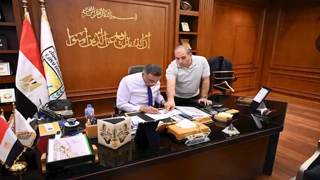 محافظ جنوب سيناء يعتمد الموازنة الجديدة ويؤكد دعم المشروعات والخدمات