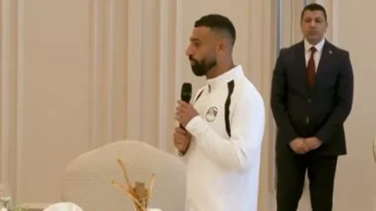 محمد صلاح يشيد بدعم الرئيس السيسي ويعتبره تكريماً للمنتخب المصري