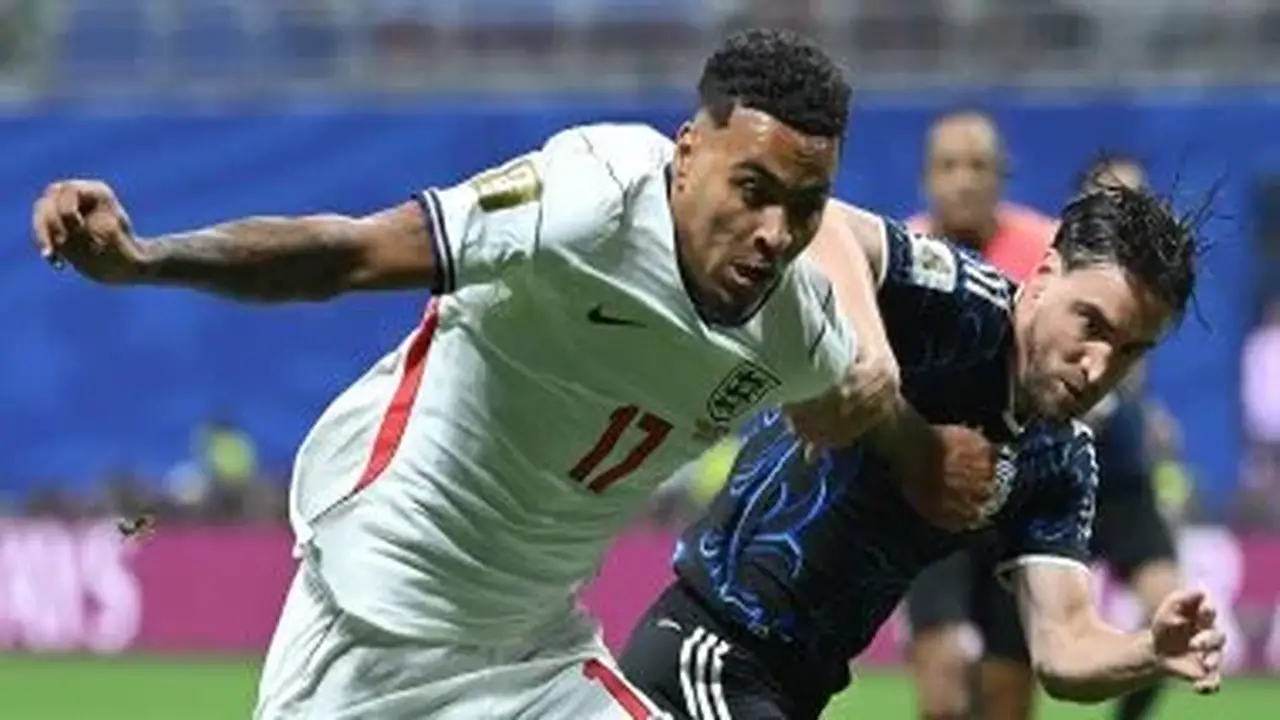 مدافع إنجلترا يكشف أسباب الخسارة أمام الأرجنتين في نصف نهائي كأس العالم 2026